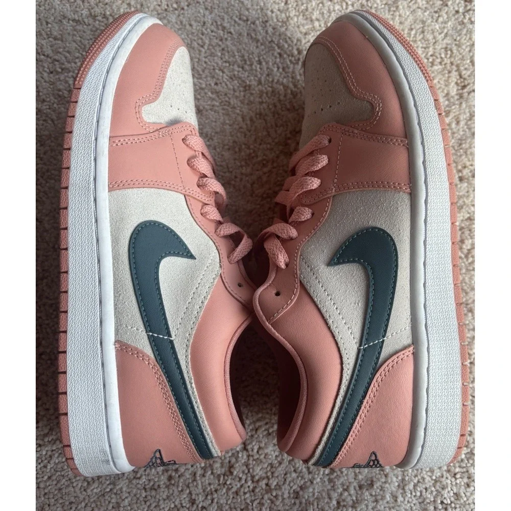 Nike Air Jordan 1 Low Light Madder Root Peach/Green DC0774-800 Women's Size 8.5